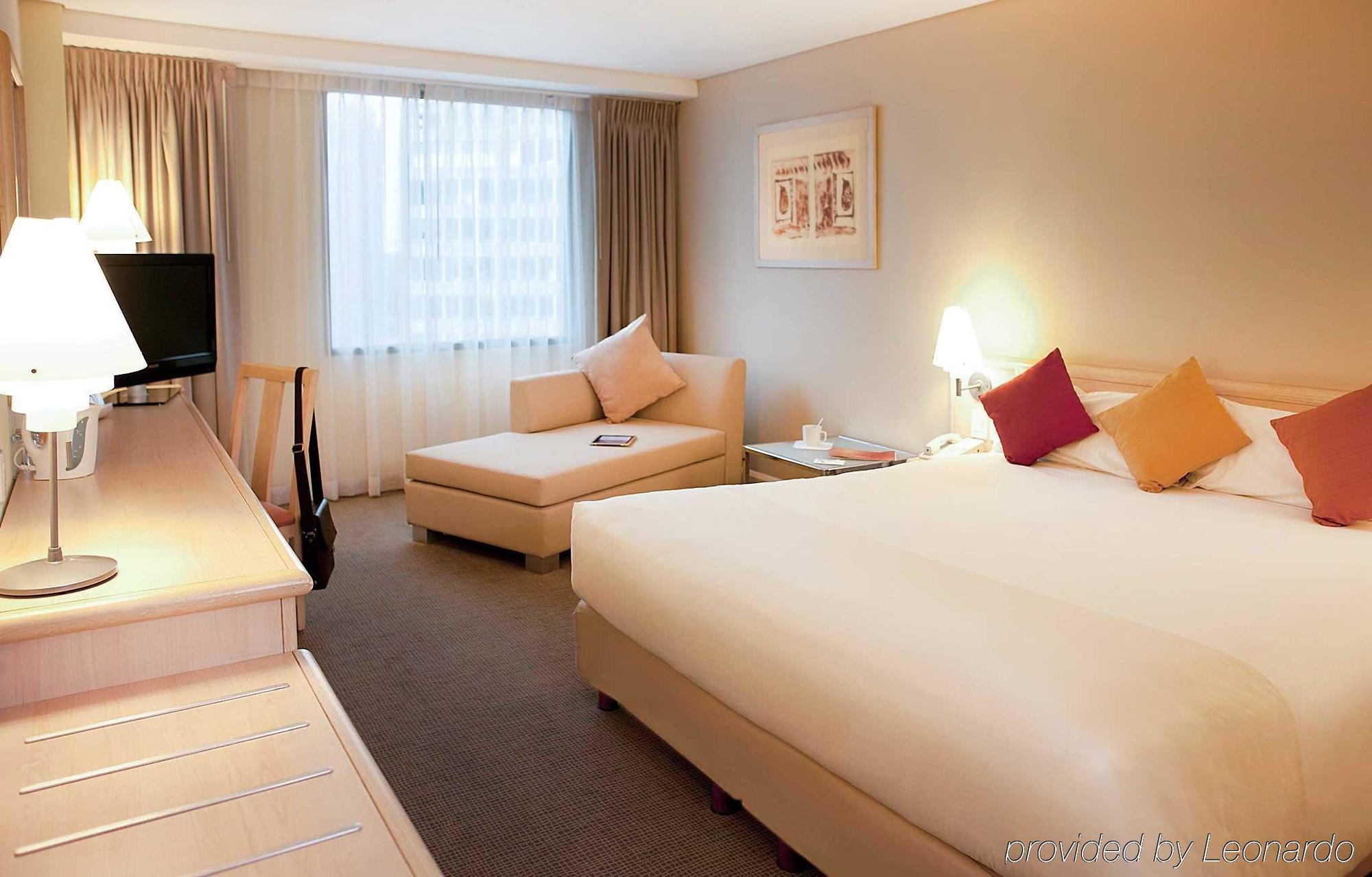 Novotel Mexico City Santa Fe Extérieur photo